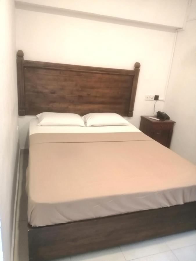 Aca Accommodation Коломбо Екстер'єр фото