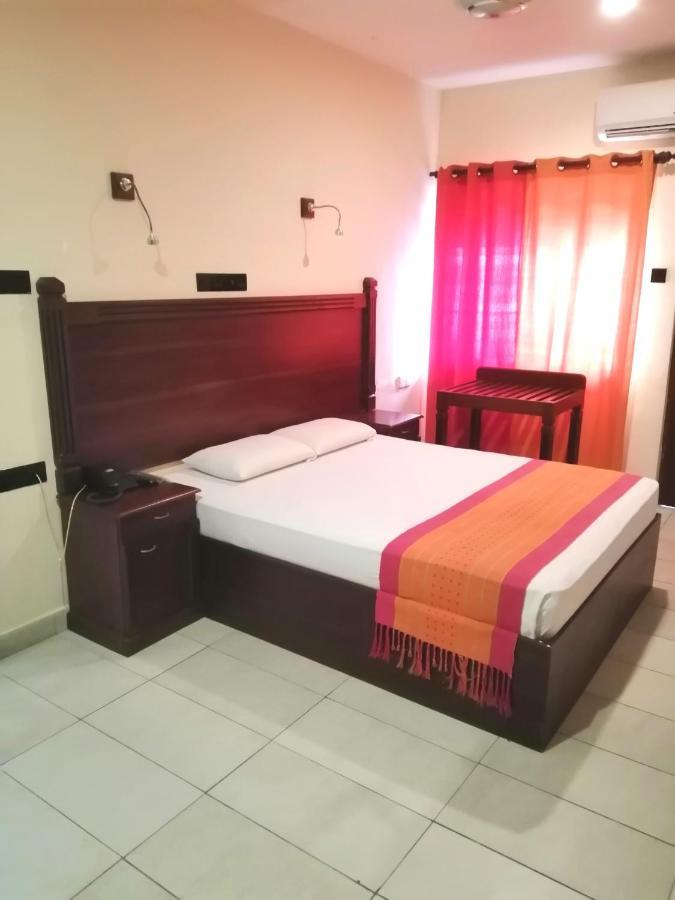 Aca Accommodation Коломбо Екстер'єр фото