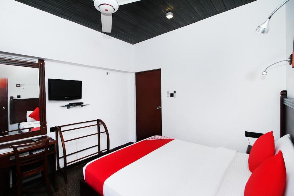 Aca Accommodation Коломбо Екстер'єр фото