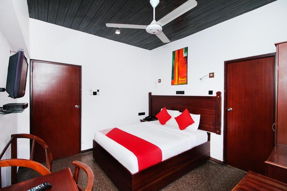 Aca Accommodation Коломбо Екстер'єр фото