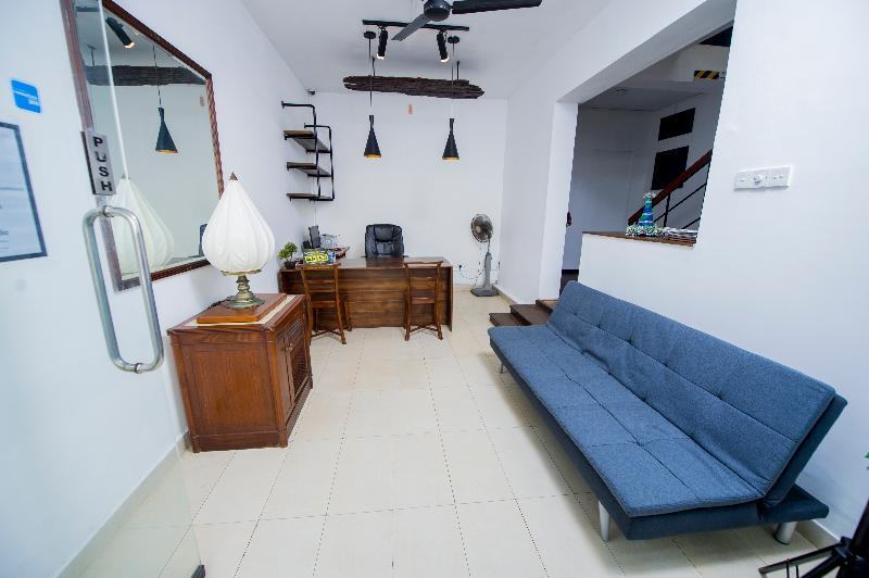 Aca Accommodation Коломбо Екстер'єр фото