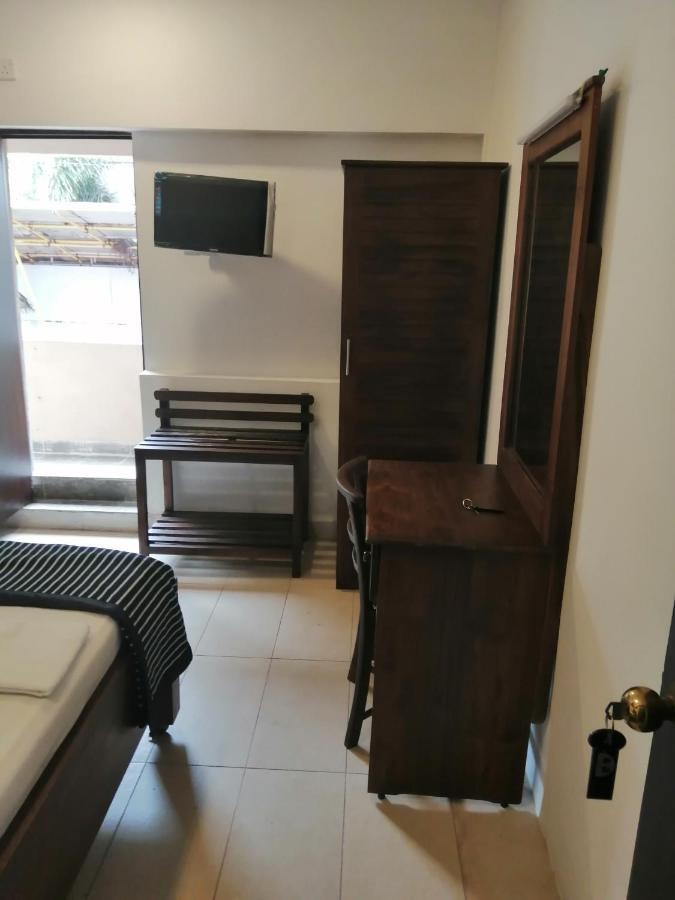Aca Accommodation Коломбо Екстер'єр фото
